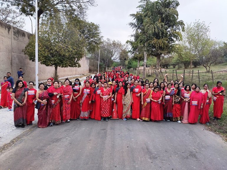 Carnival Of Girls In Their Flaming Sarees Paints The City Red, Lifeinchd