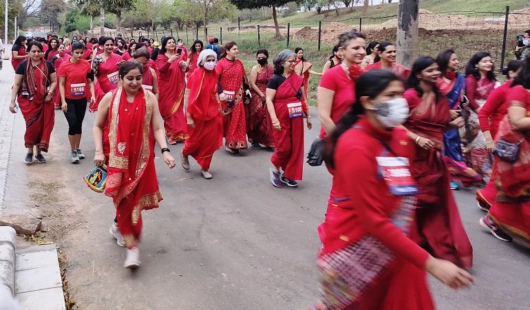 Carnival Of Girls In Their Flaming Sarees Paints The City Red, Lifeinchd