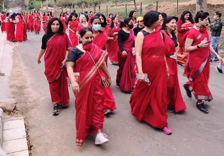 Carnival Of Girls In Their Flaming Sarees Paints The City Red, Lifeinchd