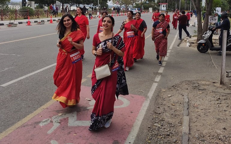 Carnival Of Girls In Their Flaming Sarees Paints The City Red, Lifeinchd