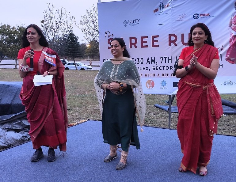 Carnival Of Girls In Their Flaming Sarees Paints The City Red, Lifeinchd