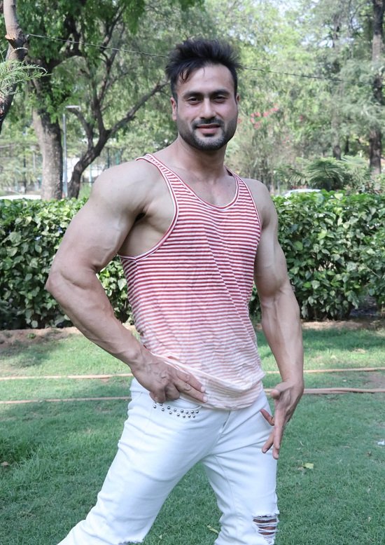 The Man with the Best Physique in India, Lifeinchd