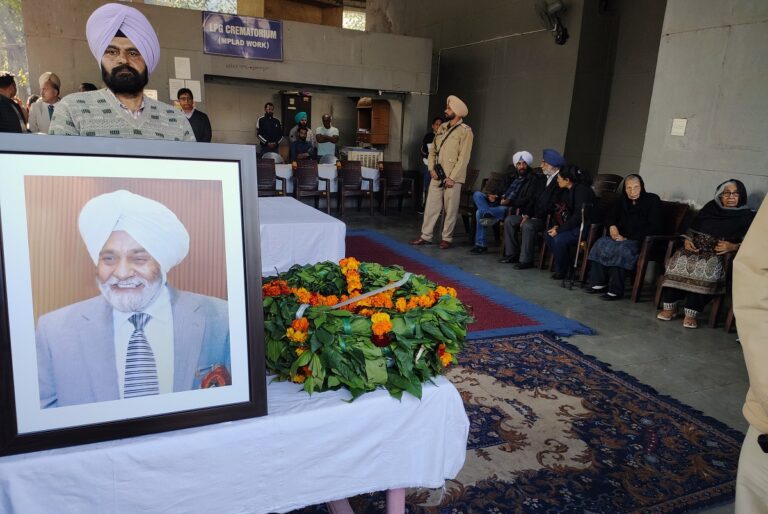 Sr. Badal’s Close Aid, Ex-Punjab A-G HS Mattewal Passes Away, Cremated In Chandigarh